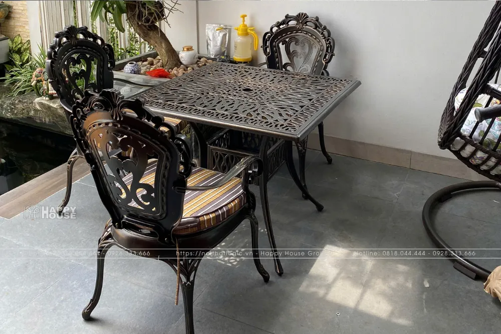 Bàn ghế nhôm đúc sang trọng 2025 - Xu hướng nội thất đẳng cấp thịnh hành