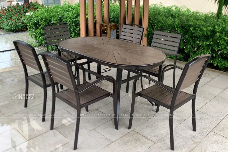 Bàn ghế Composite sản phẩm tạo nên gian quán ấn tượng