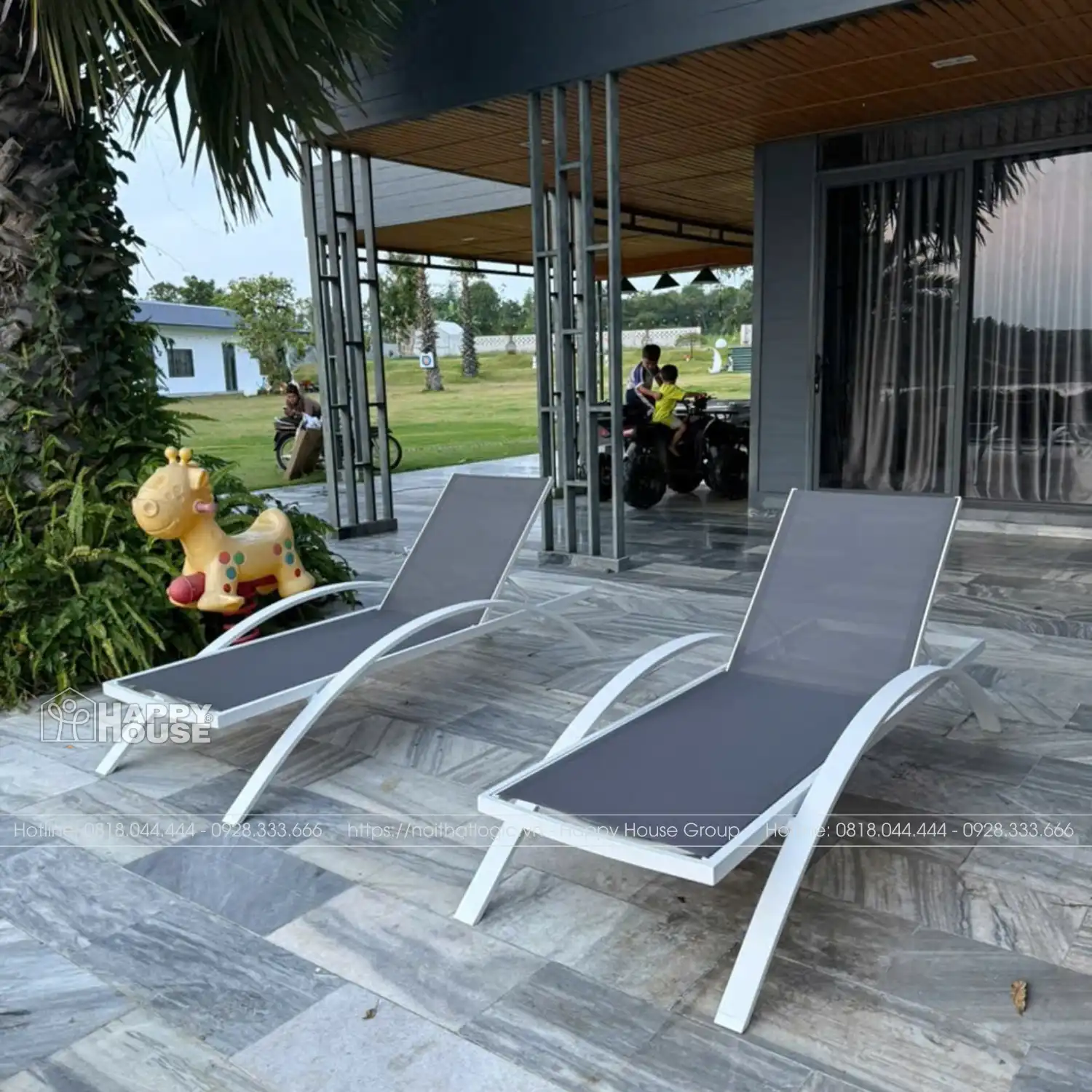 Bàn Ghế Hồ Bơi Cao Cấp Tại JT Resort Cẩm Mỹ, Đồng Nai