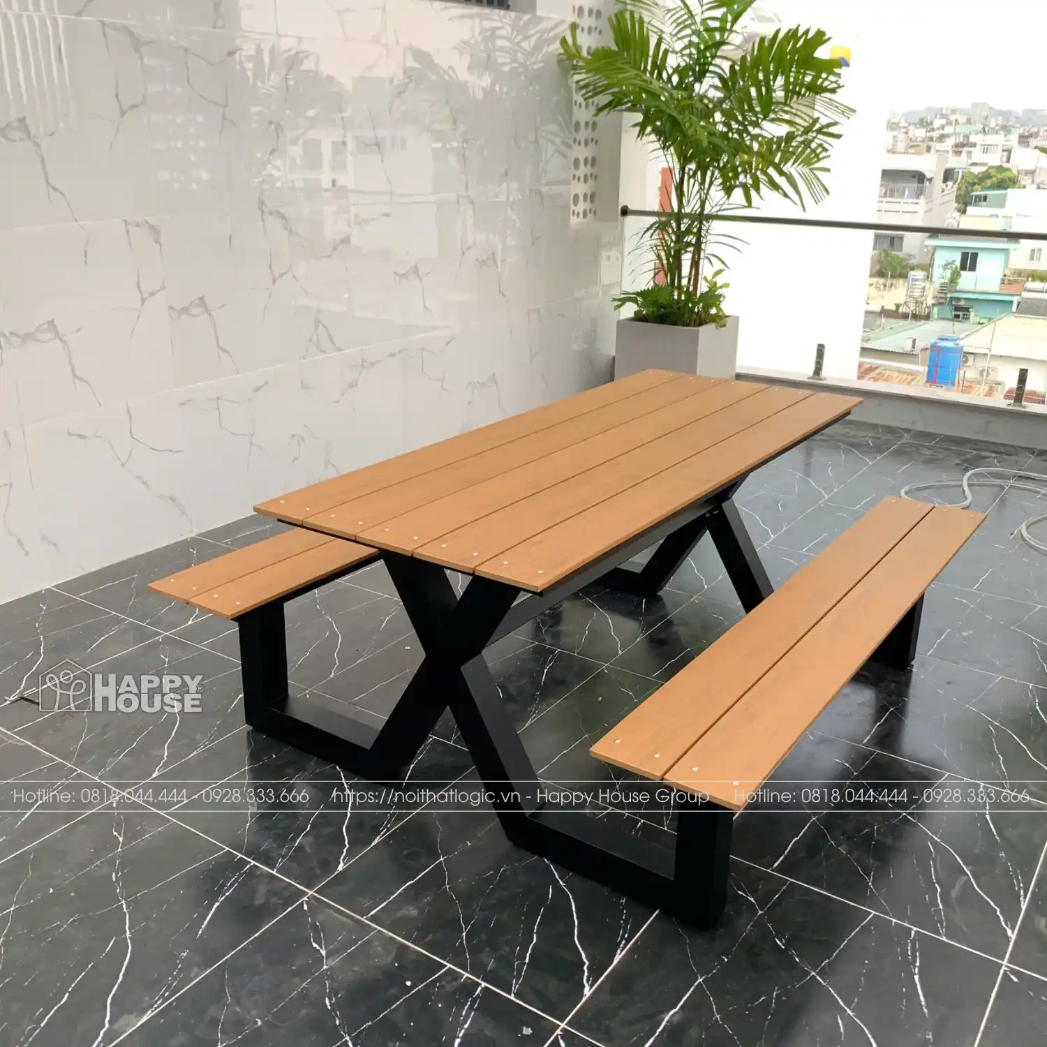 Nội Thất Logic Hoàn Thiện Dự Án Bàn Ghế Ban Công Cho Khách Hàng