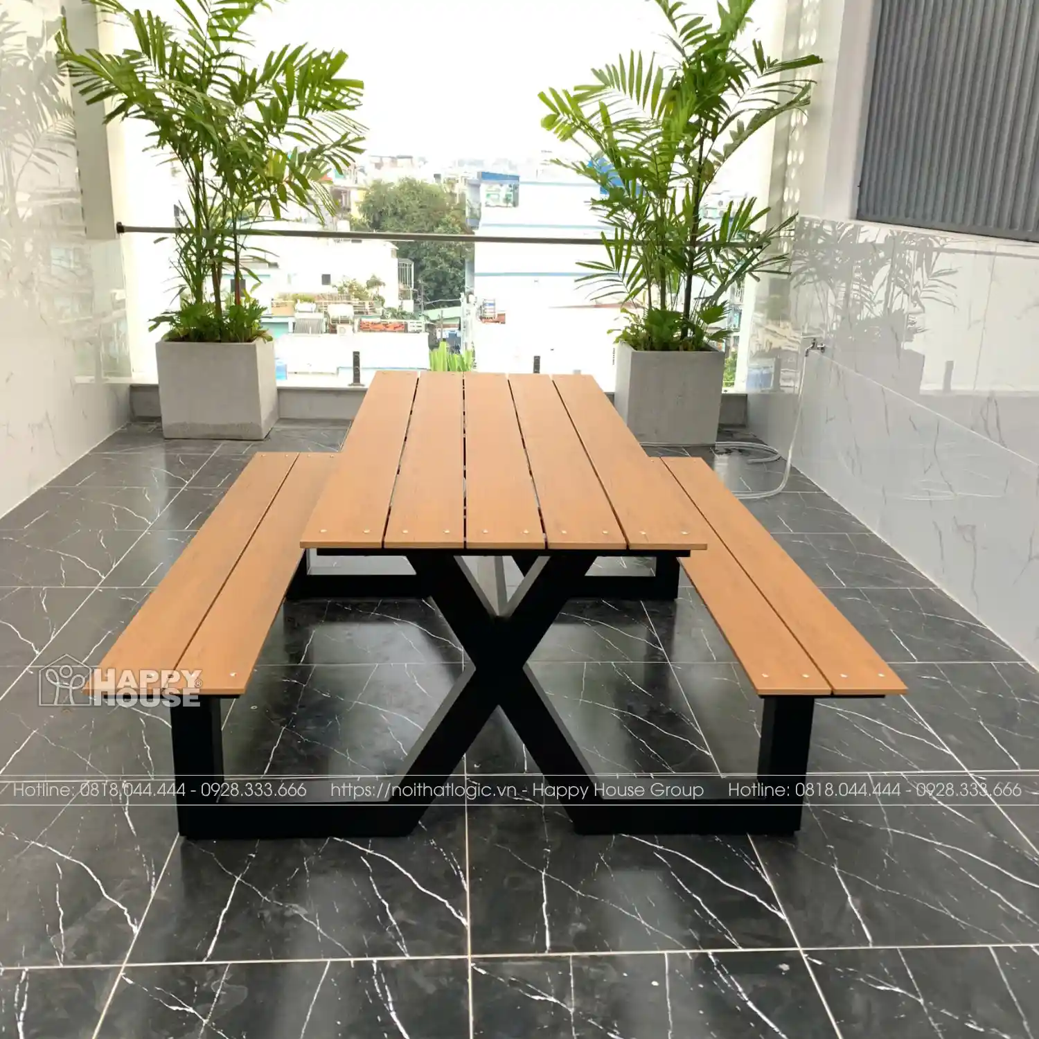 Nội Thất Logic Hoàn Thiện Dự Án Bàn Ghế Ban Công Cho Khách Hàng