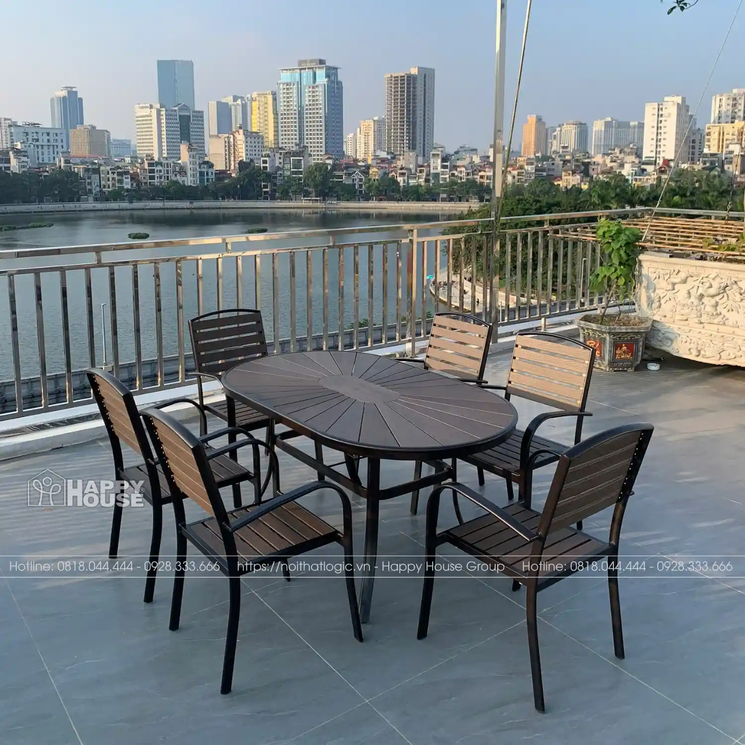 Bàn Ghế Composite Tối Ưu Không Gian Sân Thượng