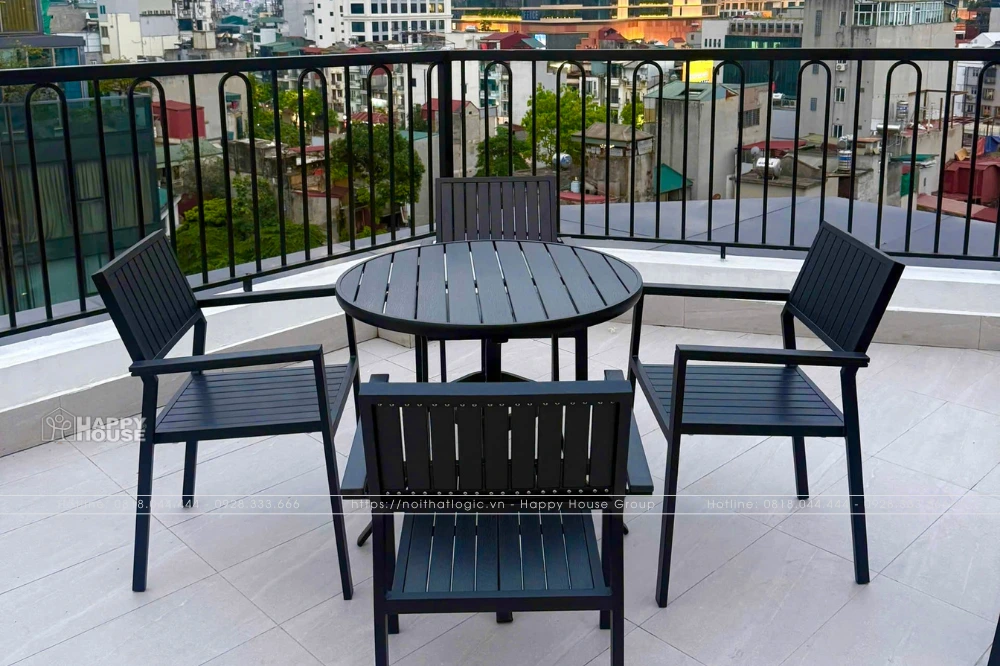 Giải Pháp Bàn Ghế Cafe Sân Thượng Chất Liệu Composite Tại Khách Sạn A25 - 36 Giang Văn Minh, Hà Nội