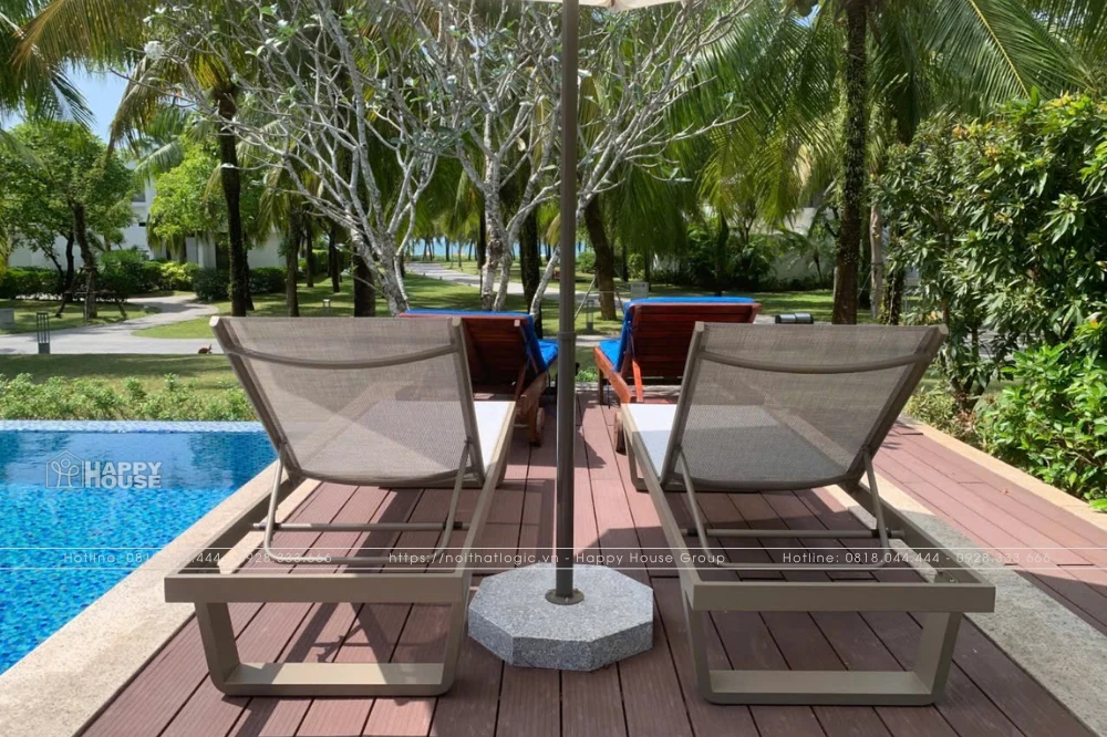 Dự Án Cung Cấp Ghế Hồ Bơi Cao Cấp Tại Khu Nghỉ Dưỡng 5 Sao Radisson Blu Cam Ranh, Khánh Hòa