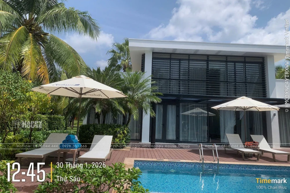 Dự Án Cung Cấp Ghế Hồ Bơi Cao Cấp Tại Khu Nghỉ Dưỡng 5 Sao Radisson Blu Cam Ranh, Khánh Hòa