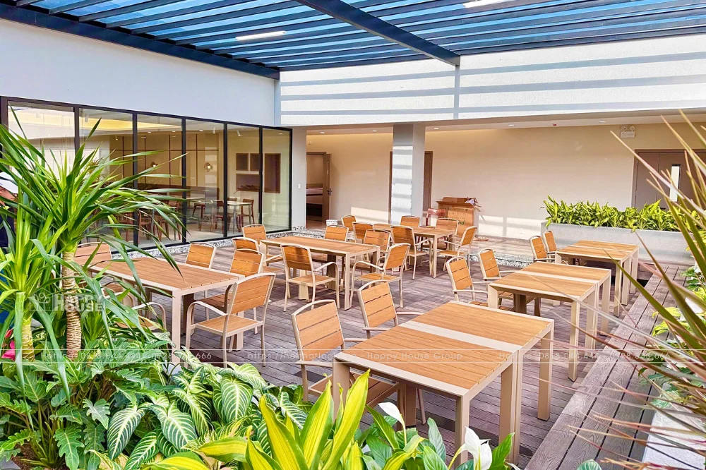 Dự Án Setup Căng Tin Ngoài Trời Bằng Bàn Ghế Composite Cao Cấp Tại Công Ty TaeYang Việt Nam (Hưng Yên)