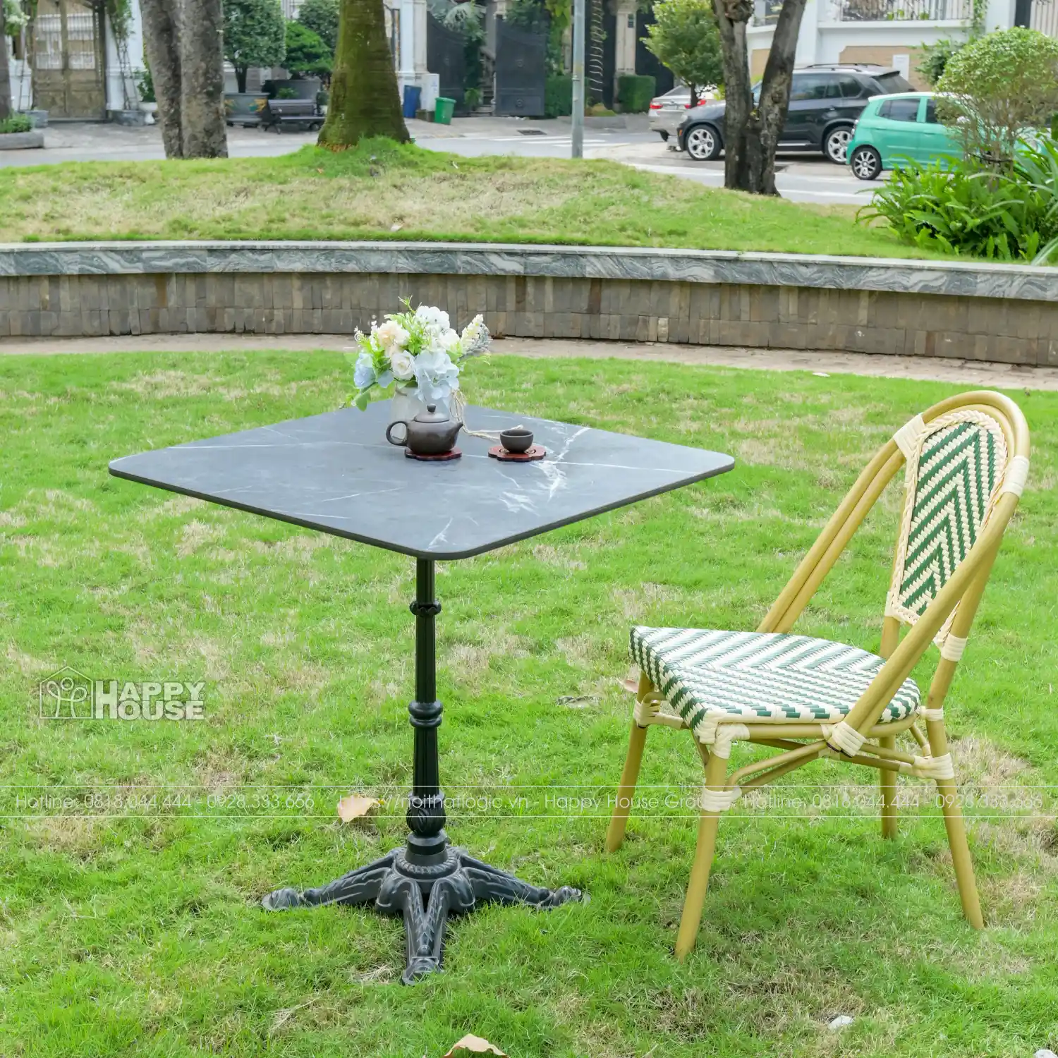 Bộ bàn ghế cafe mặt bàn đá vuông đen kết hợp 4 ghế khung nhôm cao cấp