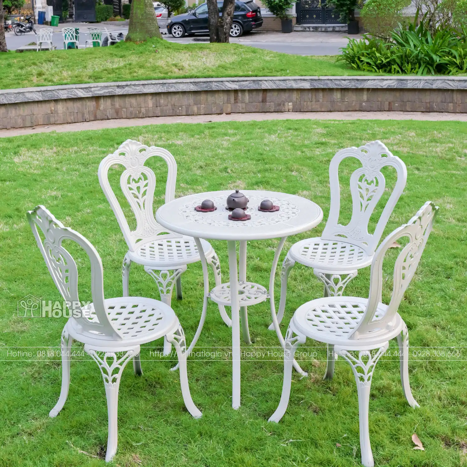 Bộ bàn ghế nhôm đúc màu trắng 4 ghế vương miện sang trọng