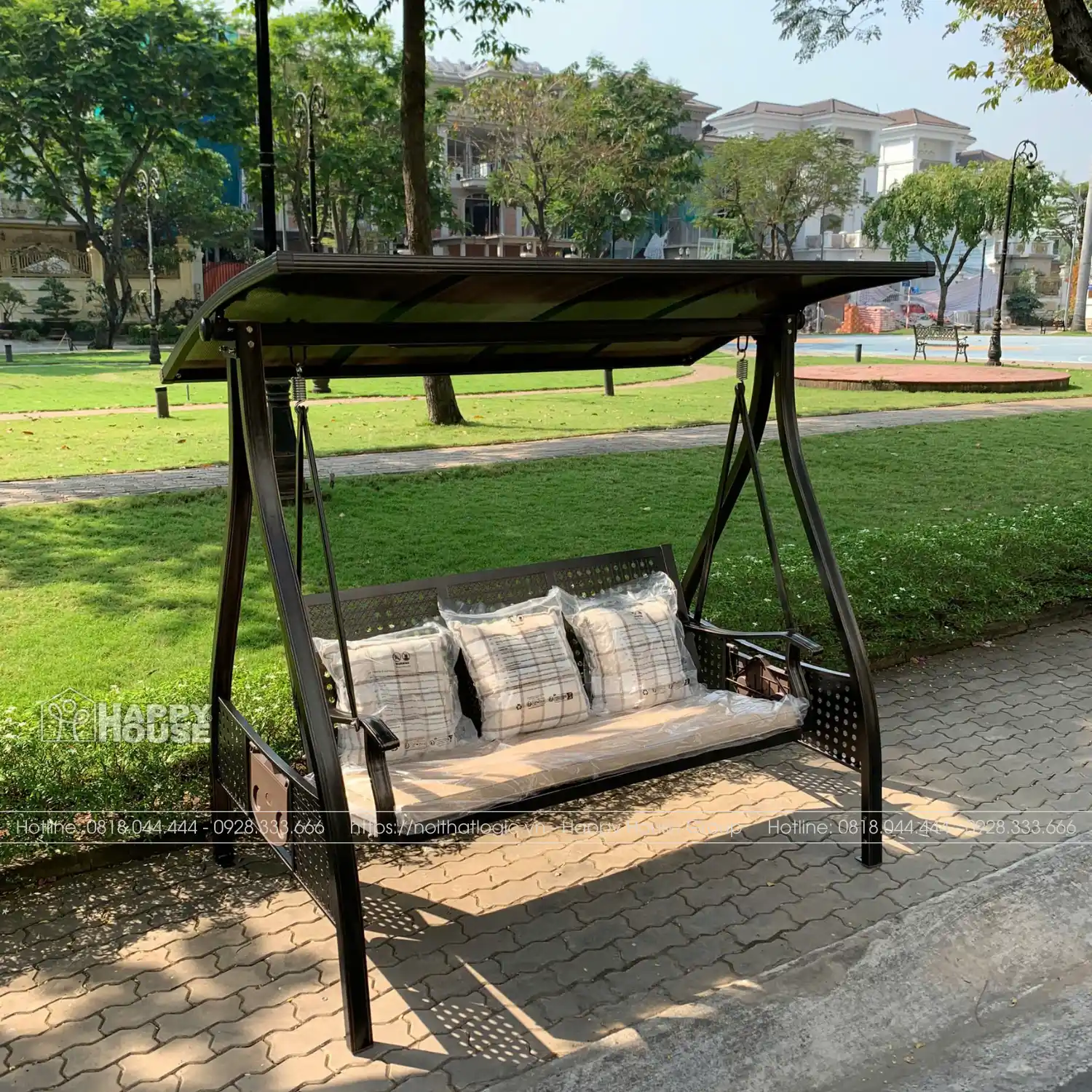 Xích đu nhôm đúc 3 chỗ có mái che kèm đệm và gối tựa lưng XD3C-TN