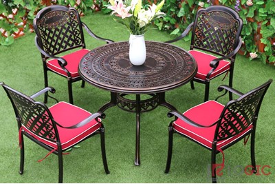 Kinh nghiệm chọn bàn ghế sân vườn nhỏ cho quán cafe