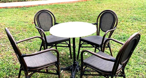 Top 3 bộ bàn ghế cà phê sân vườn được ưa chuộng nhất hiện nay