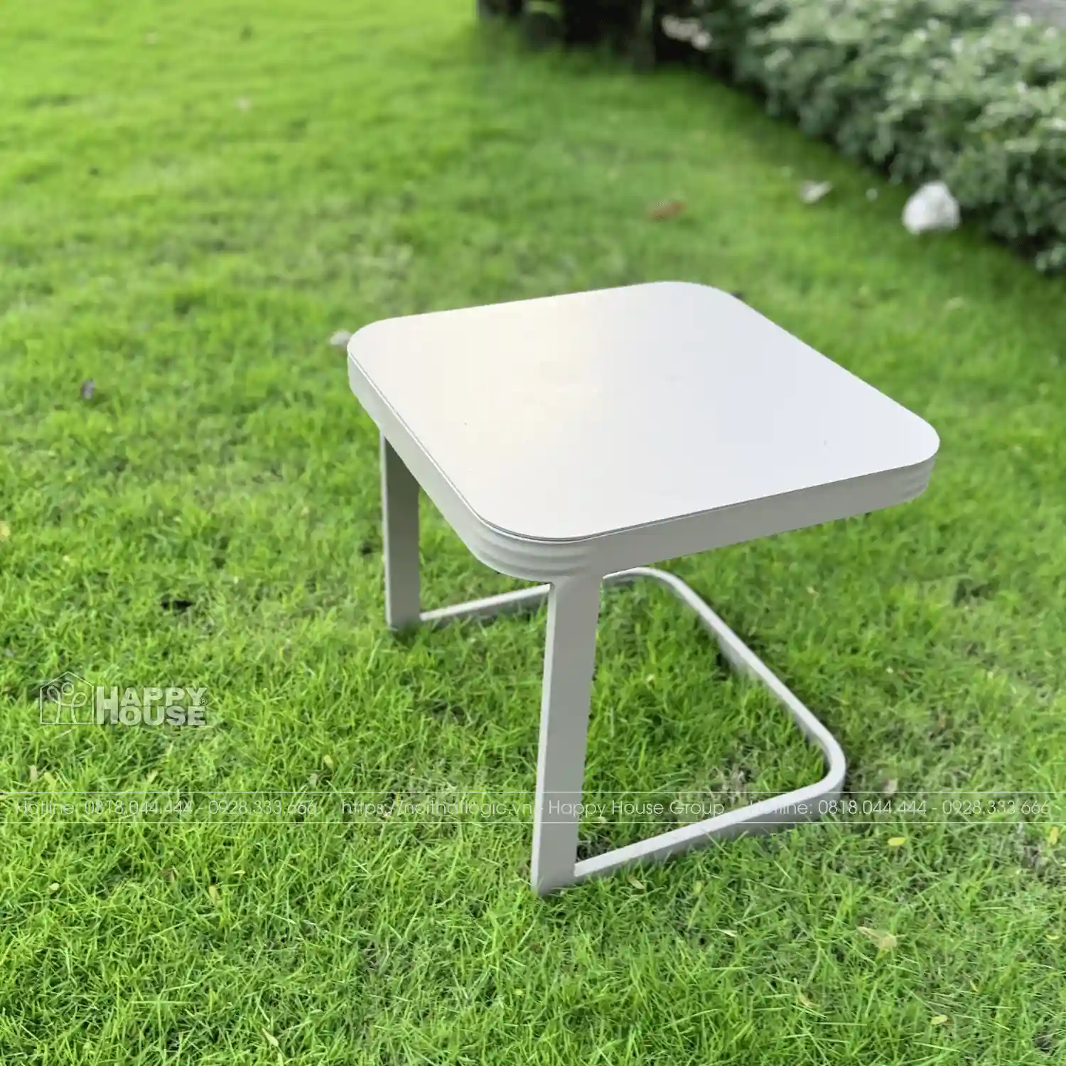 Bàn Hồ Bơi Nhôm Đúc Vuông Màu Kaki H45